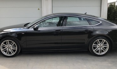 Дифузори (накладки) під пороги Audi A7 фото