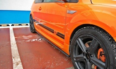 Тюнинговые накладки на пороги Ford Focus ST MK2 фото