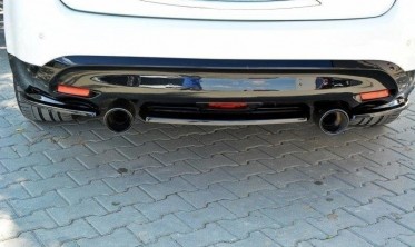 Центральна накладка заднього бампера Infiniti QX70 фото