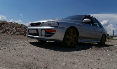 Тюнінгова накладка переднього бампера Subaru Impreza версія GT фото