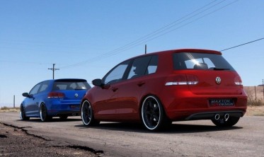 Диффузор заднего бампера VW Golf VI в стиле VW Golf V R32 фото