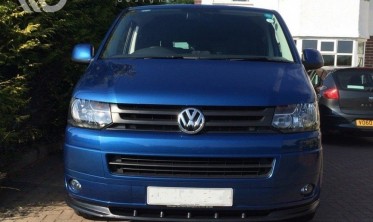 Тюнинговый диффузор переднего бампера VW T5 рестайл фото