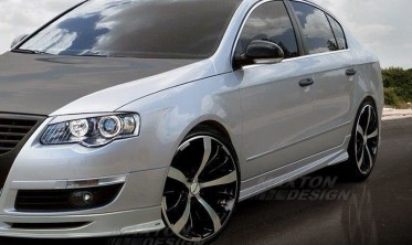 Боковые пороги тюнинговые VW Passat B6 3C в стиле Revolt фото