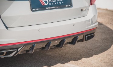 Центральная накладка заднего бампера Skoda Octavia RS MK3 / MK3 FL Hatchback / Estate фото
