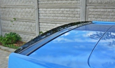 Накладка на спойлер багажника Subaru Impreza WRX STI фото