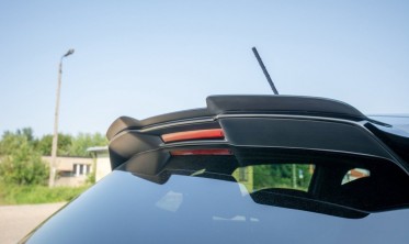 Накладка на спойлер крышки багажника Volkswagen Polo MK6 версия GTI фото