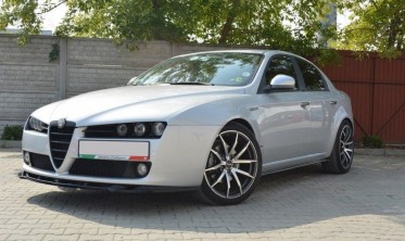 Тюнінгові дифузори на пороги Alfa Romeo 159 фото