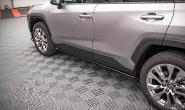 Тюнінг накладки на пороги Toyota RAV4 MK5 фото