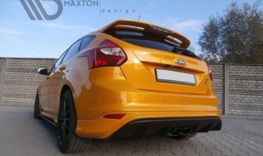 Задня накладка Ford Focus MK3 дорест. у стилі Focus RS фото