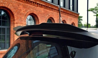 Накладка на спойлер Opel Zafira B OPC фото