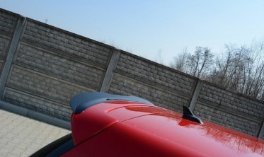 Накладка на спойлер крышки багажника VW Golf MK6 GTI / R фото