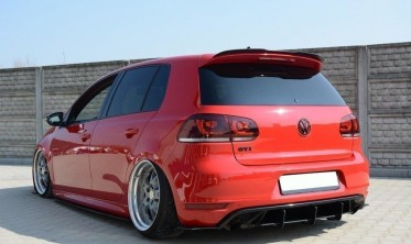 Накладка на спойлер крышки багажника VW Golf MK6 GTI / R фото