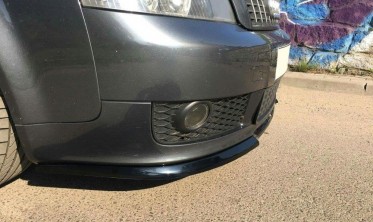 Тюнинговая накладка на передний бампер Audi A4 B6 версия S-Line фото