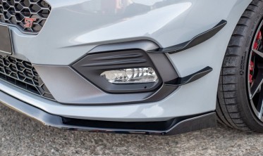 Передня накладка на бампер Ford Fiesta Mk8 версія ST/ST-Line вар.5 фото