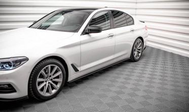 Боковые накладки на пороги BMW 5 G30 фото