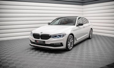 Боковые накладки на пороги BMW 5 G30 фото