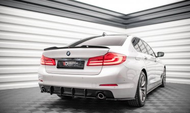 Накладка на задний бампер Street pro BMW 5 G30 фото