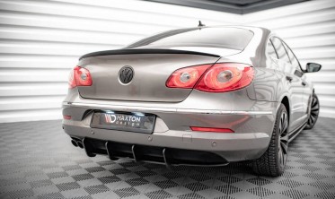 Накладка на центр заднего бампера Street pro Volkswagen Passat CC фото