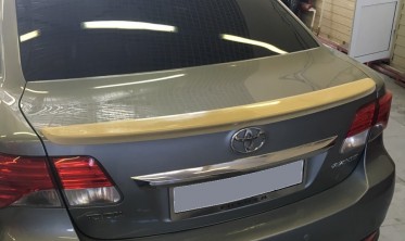 Ліпспойлер Toyota Avensis sedan (2009-...) Stylla фото