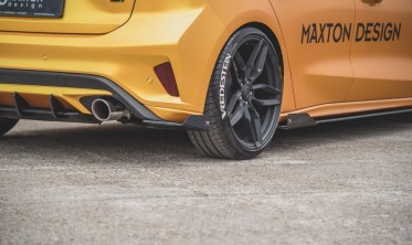 Комплект боковых накладок на задний бампер Racing Durability Ford Focus 4 ST фото