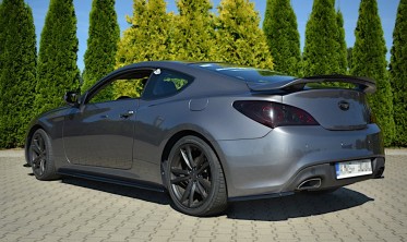 Тюнинговые накладки под пороги Hyundai Genesis Coupe MK1 фото
