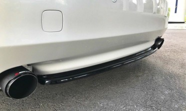 Центральна накладка заднього бампера Lexus GS 300 Mk3 рестайл фото
