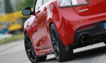 Бічні накладки під задній бампер MAZDA 3 MK2 MPS фото