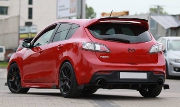 Бічні накладки під задній бампер MAZDA 3 MK2 MPS фото