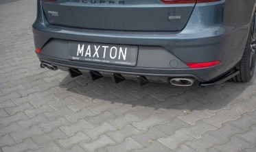 Центральний дифузор заднього бампера Seat Leon Cupra MK3 FL Sportstourer фото