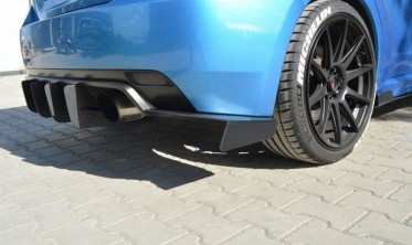 Бічні накладки заднього бампера Subaru Impreza WRX STI фото