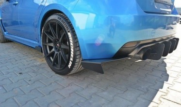 Бічні накладки заднього бампера Subaru Impreza WRX STI фото