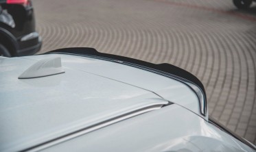 Тюнинговая накладка на спойлер багажника Toyota Corolla XII Touring SPORTS фото