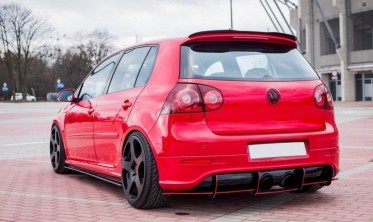 Racing дифузор на задній бампер Volkswagen Golf 5 R32 фото