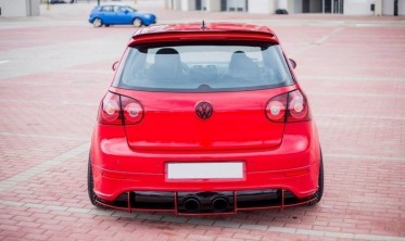 Racing дифузор на задній бампер Volkswagen Golf 5 R32 фото