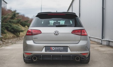 Центральная задняя накладка Racing Durability VW Golf 7 GTI фото