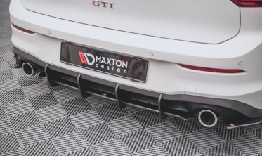 Центральна накладка Racing Durability на задній бампер VW Golf 8 GTI фото