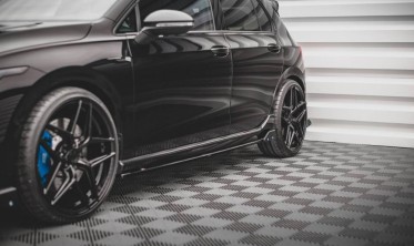 Боковые листвы + накладки на пороги VW Golf 8 R версия фото