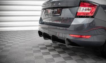 Задня накладка бампера Skoda Fabia MK3 FL COMBI фото