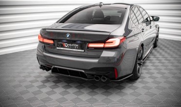 Центральний дифузор заднього бампера BMW M5 F90 фото