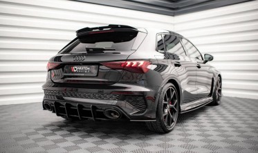 Центральная накладка на задний бампер Audi RS3 Sportback 8Y фото