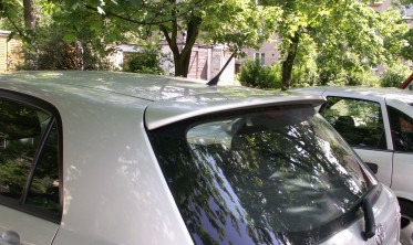 Спойлер крышки багажника Toyota Corolla E12 хетчбек фото