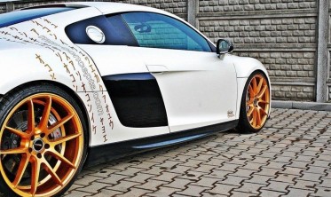 Тюнінгові накладки на пороги Audi R8 МК1 фото