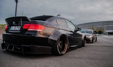 Тюнинговый спойлер на багажник Ducktail BMW M3 E92 фото