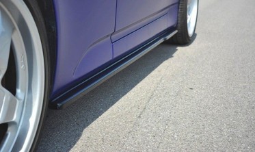 Тюнінгові накладки (лістви)  під пороги Honda S2000 фото