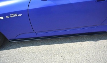 Тюнінгові накладки (лістви)  під пороги Honda S2000 фото