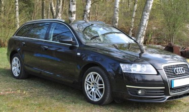 Накладка передня (дифузор) Audi A6 C6 стиль S-line фото