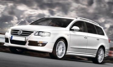 Накладки на пороги VW Passat B6 в стиле R-Line фото