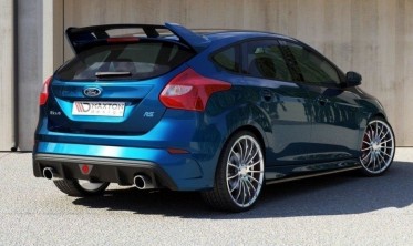 Тюнінговий бампер задній Ford Focus MK3 у стилі RS фото
