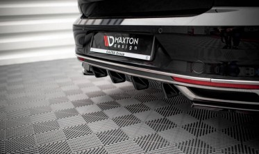 Центральная накладка на задний бампер VW Passat B8 рестайл фото