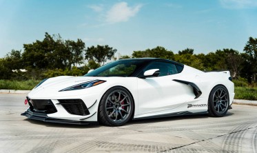 Диффузоры под боковые пороги Chevrolet Corvette C8 фото